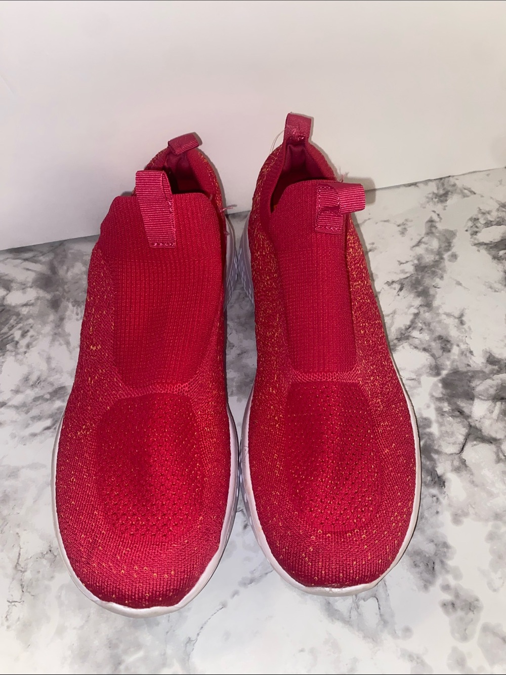 Women Slip-On Athletic Sneakers in pink